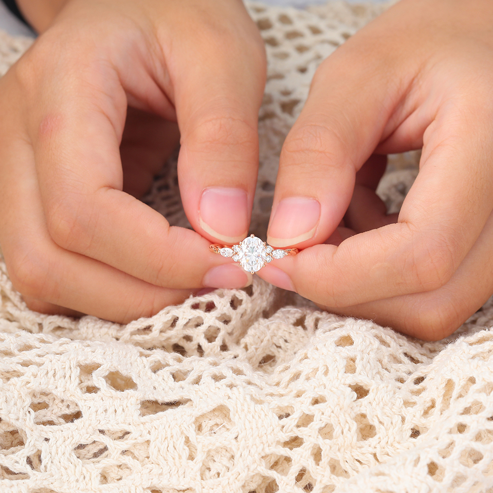 Juyoyo oval cut moissanite rose gold twisted engagement ring