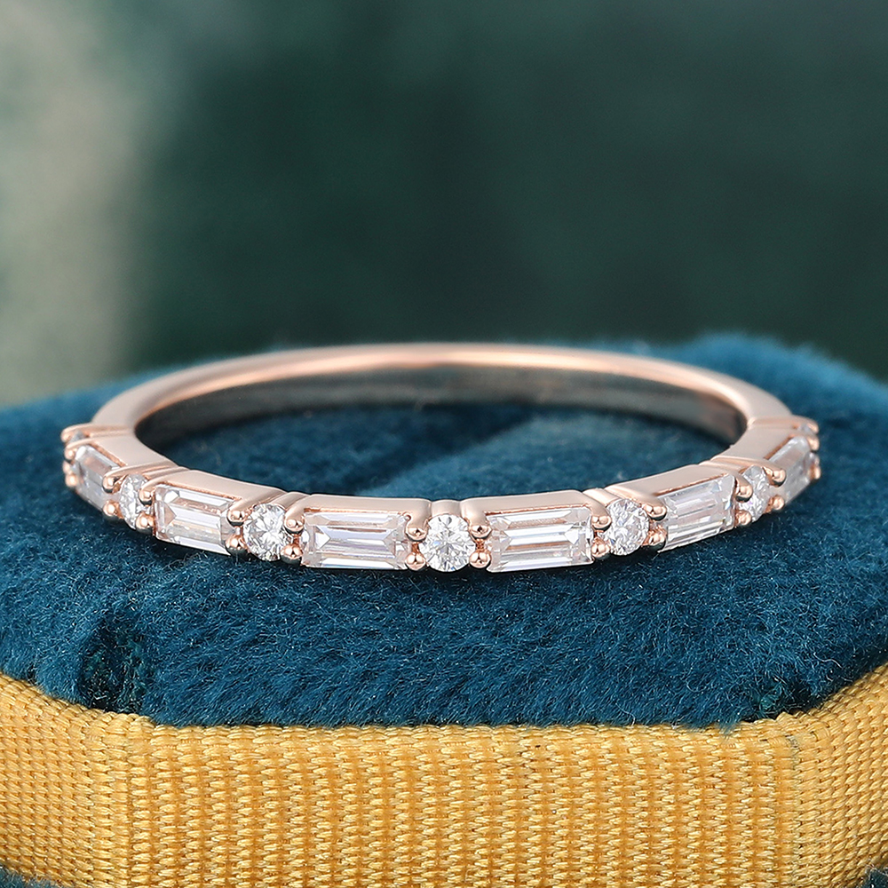 Juyoyo Baguette Cut Moissanite Wedding Band Rose Gold Anniversary Promise Ring for Women