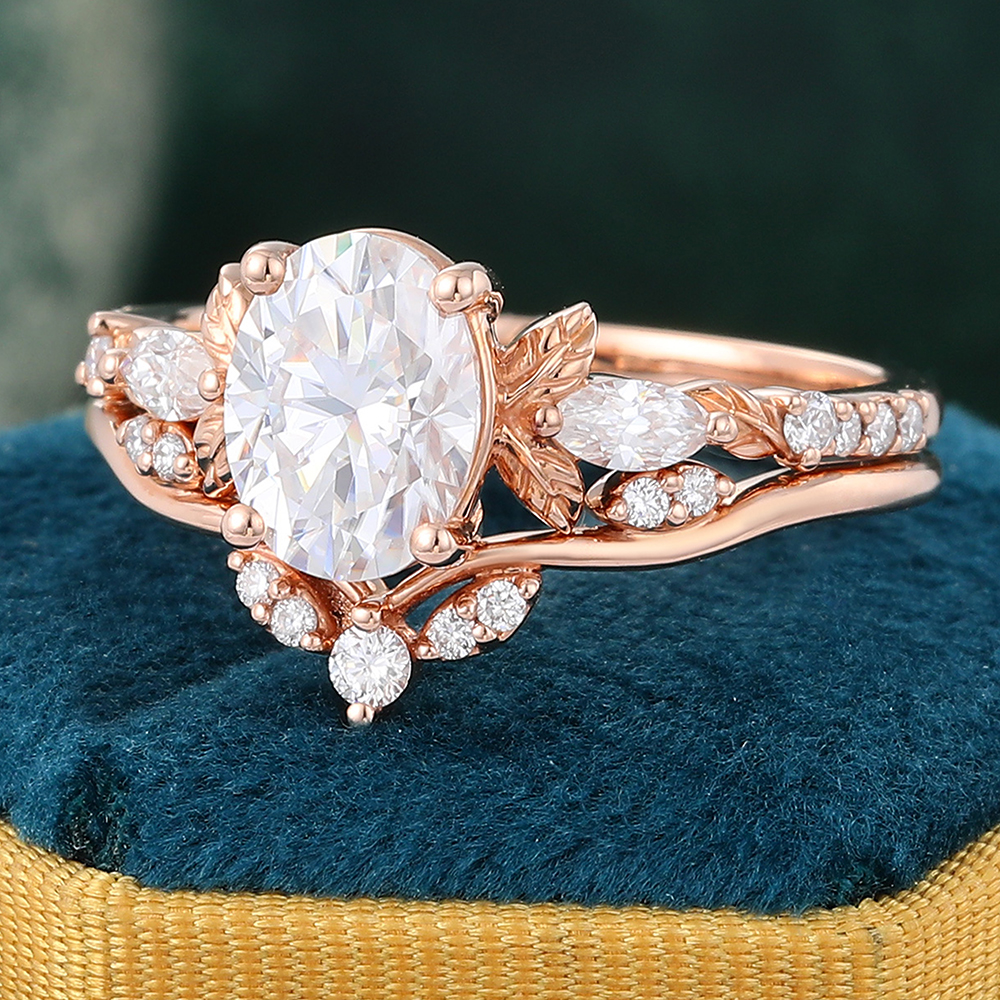 Juyoyo Oval Moissanite & Diamond Bridal Ring Set Four Leaf Cluster Engagement Ring Set - 2pcs