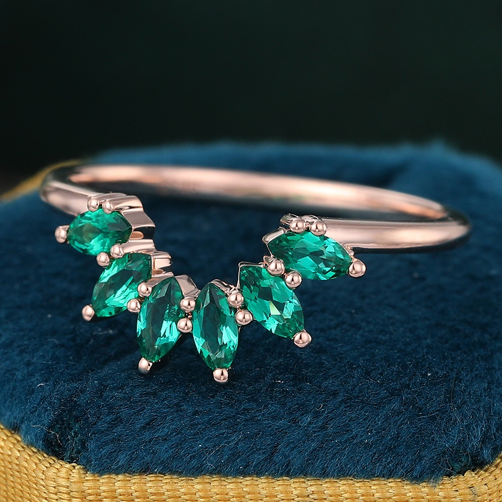 Juyoyo Marquise-Cut Emerald Curved Wedding Band Vintage Rose Gold Stacking Ring for Women