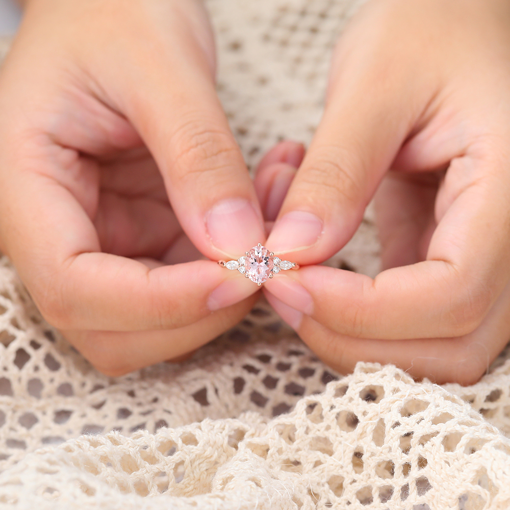 Juyoyo Twisted Oval Cut Morganite Side Stone Engagement Ring with Diamond Accents