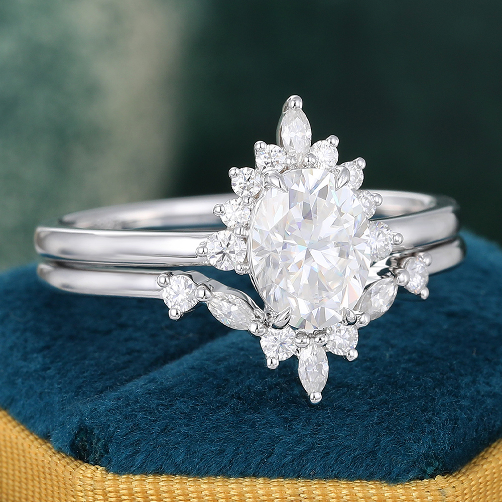Juyoyo 2 Piece Oval Cut White gold Moissanite Engagement Ring Set