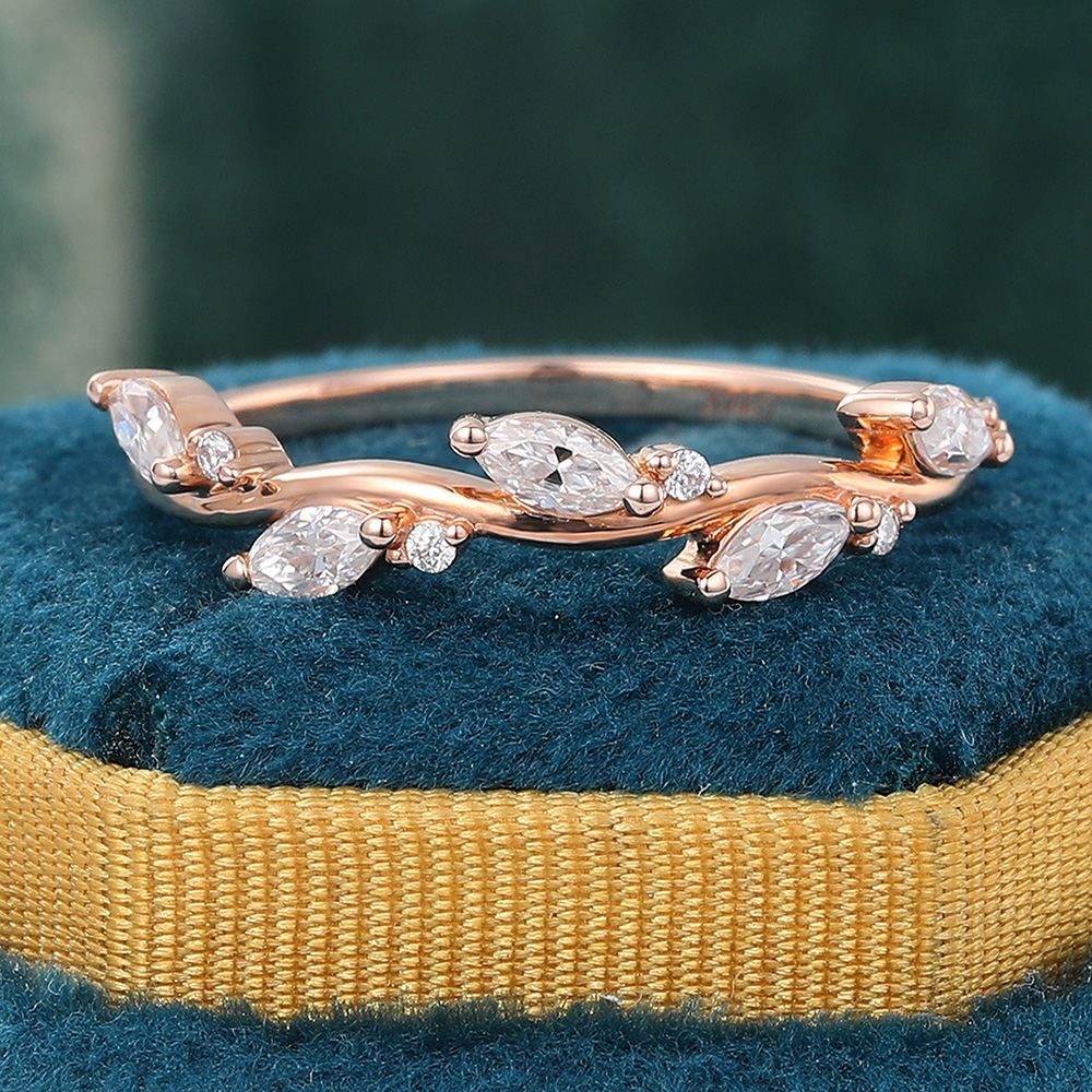 Juyoyo Rose Gold Moissanite Wedding Band Vintage Leaf Nature Inspired Stacking Ring