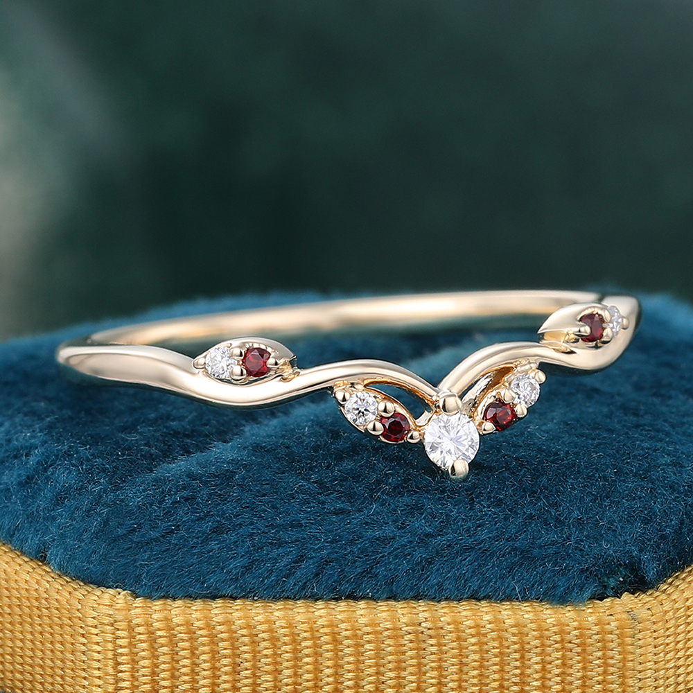 Juyoyo Unique Garnet & Moissanite Wedding Ring 14K Yellow Gold Curved Wedding Band