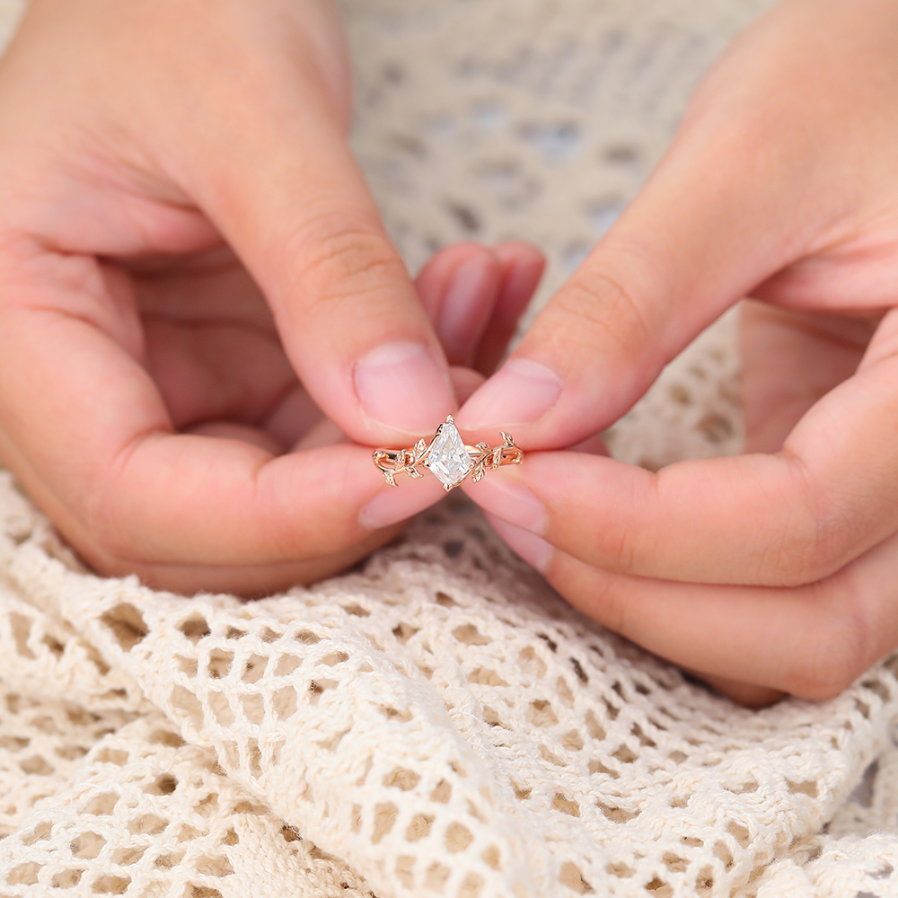 Juyoyo Unique Kite Cut Moissanite Engagement Ring Rose Gold Nature Inspired Bridal Ring