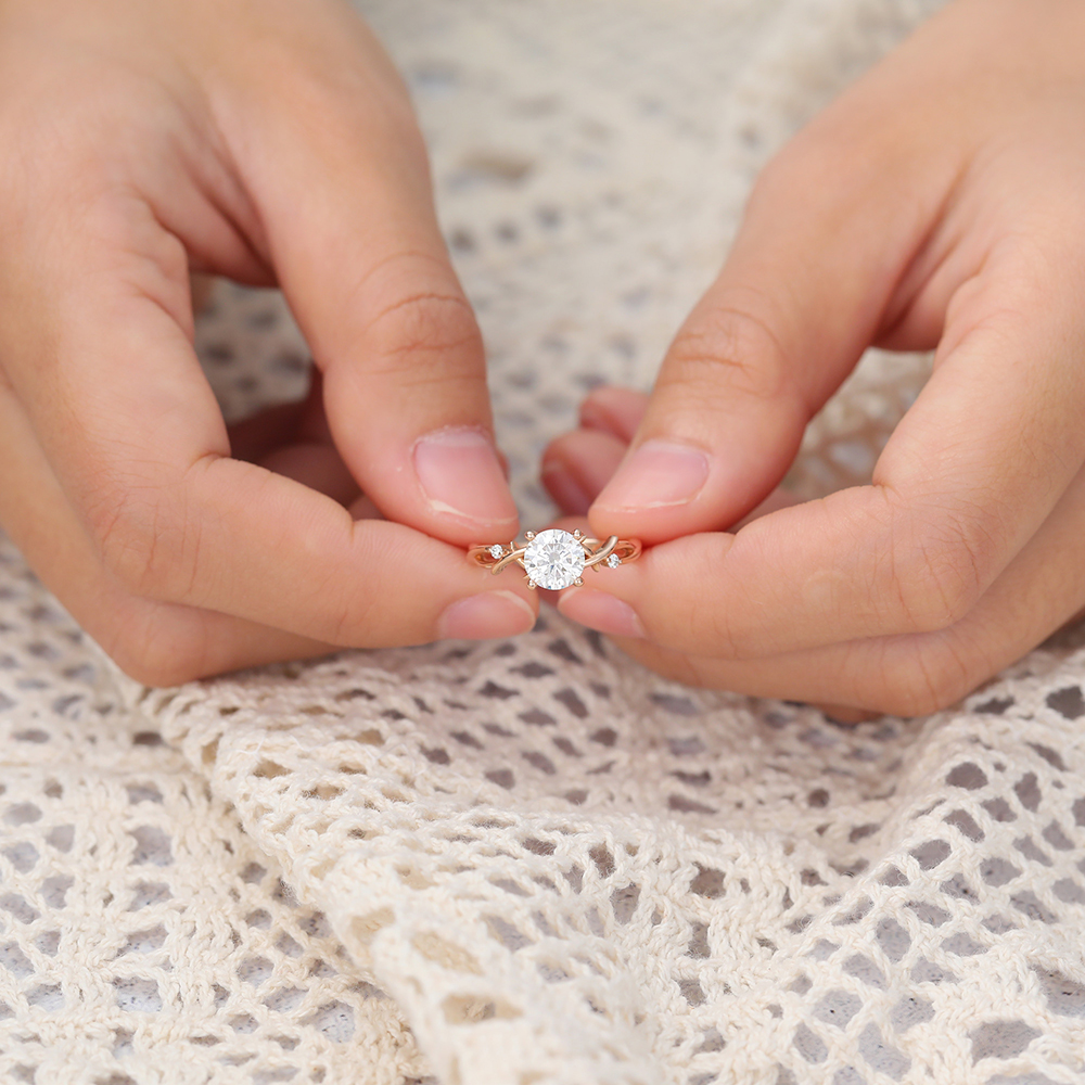 Juyoyo Round Cut Three Stone Moissanite Engagement Ring Twig Nature Inspired Bridal Ring