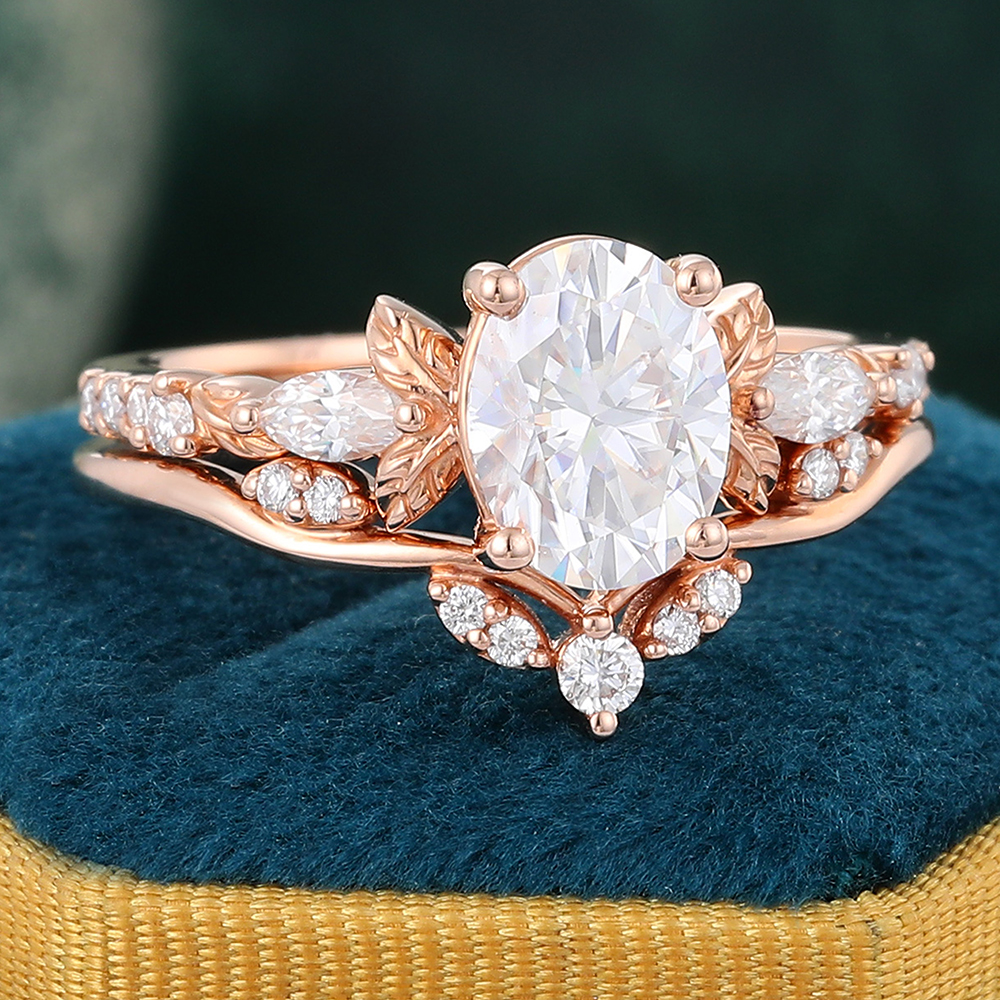 Juyoyo Oval Moissanite & Diamond Bridal Ring Set Four Leaf Cluster Engagement Ring Set - 2pcs