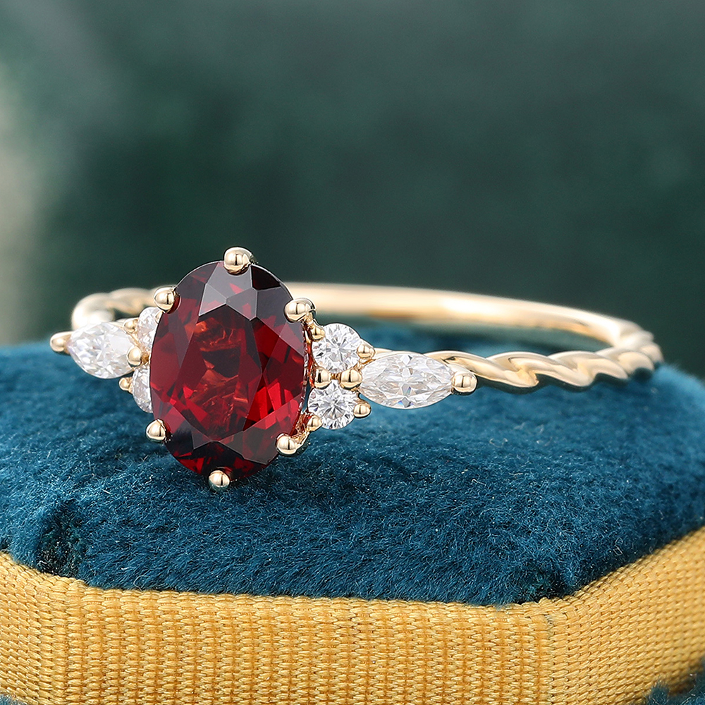 Juyoyo Vintage Oval Cut Garnet & Diamond Engagement Ring for Women 14K Gold Twisted Bridal Ring