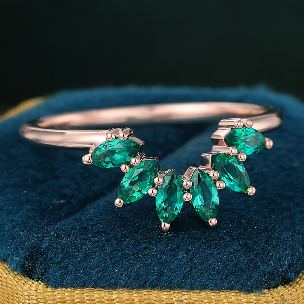 Juyoyo Marquise-Cut Emerald Curved Wedding Band Vintage Rose Gold Stacking Ring for Women