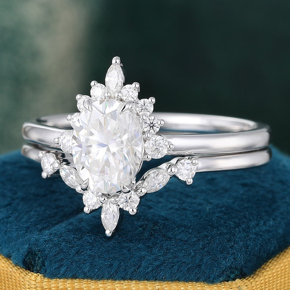 Juyoyo 2 Piece Oval Cut White gold Moissanite Engagement Ring Set