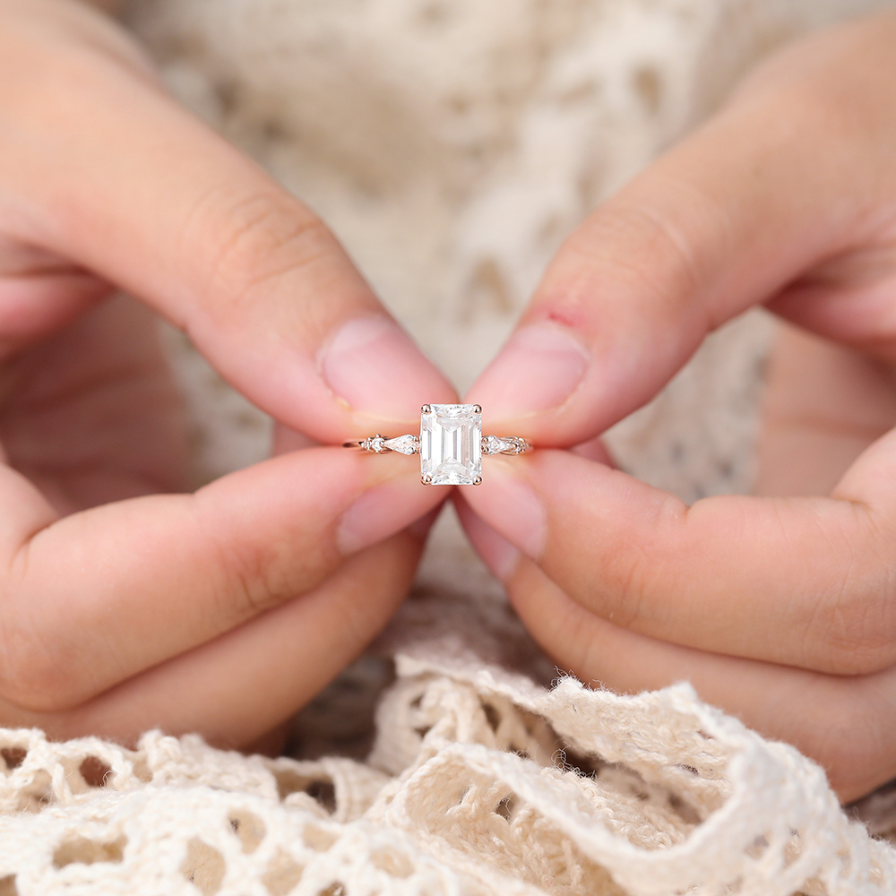 Juyoyo Emerald Cut Moissanite Engagement Ring Vintage Bridal Ring for Women in 14K Rose Gold