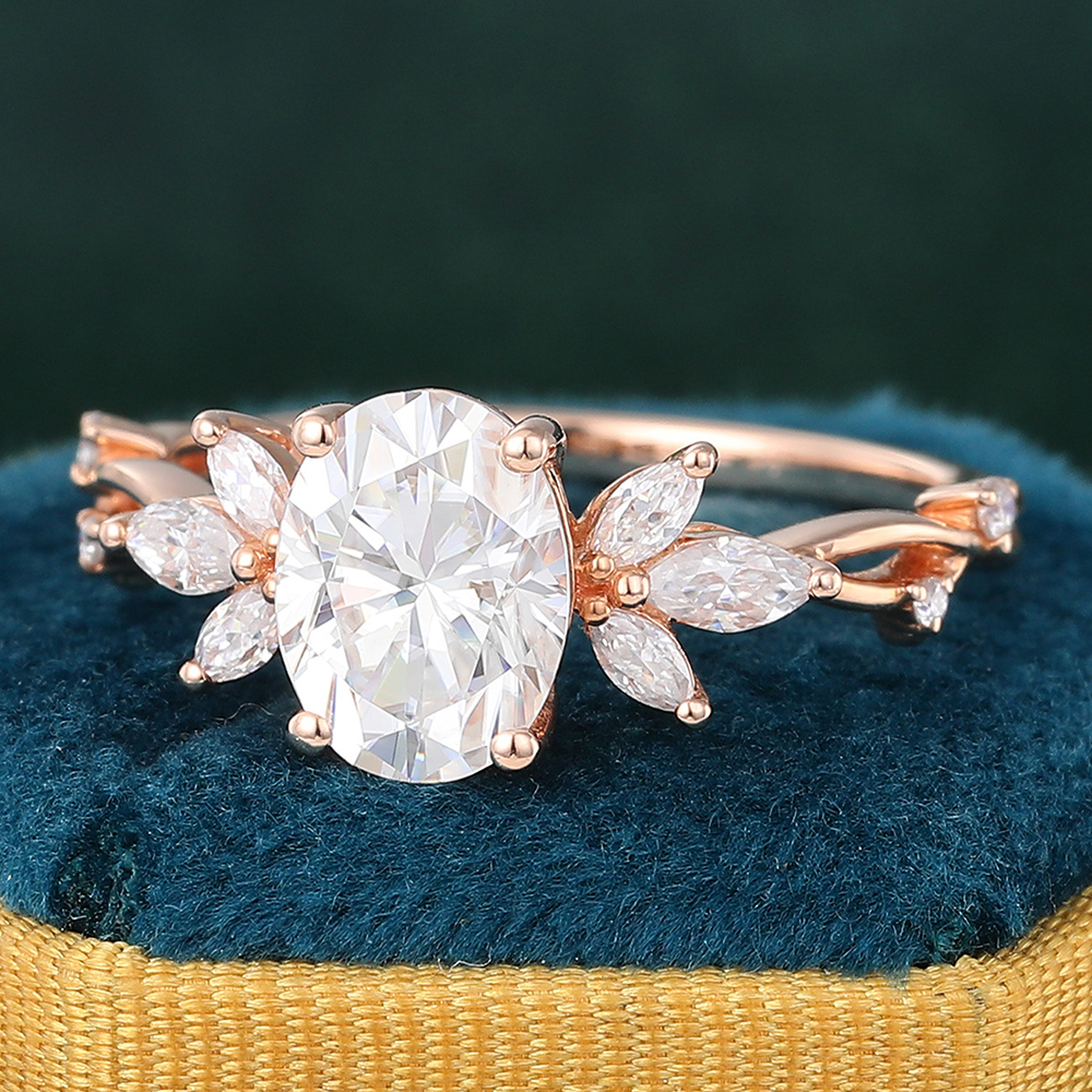 Juyoyo Rose Gold 1.4CT Oval Cut Moissanite Engagement Proposal Cluster Ring Anniversary Gift