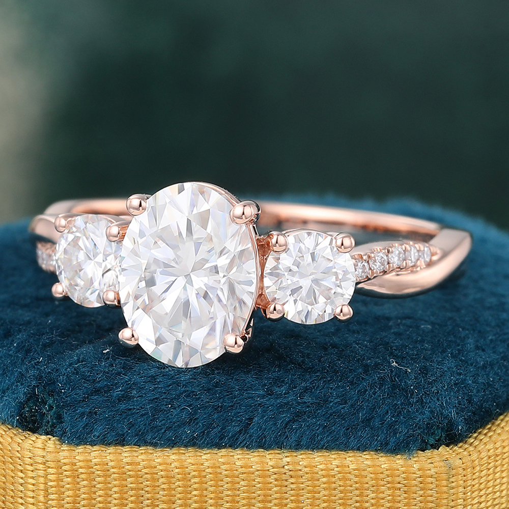 Juyoyo Oval Moissanite Trinity Engagement Ring Unique 3 Stone Engagement Ring - 14K Rose Gold