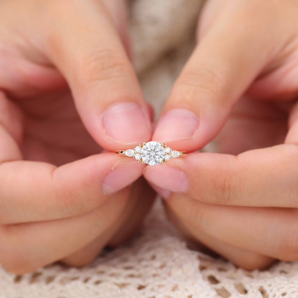 Juyoyo 7mm Moissanite Rose Gold Engagement Ring