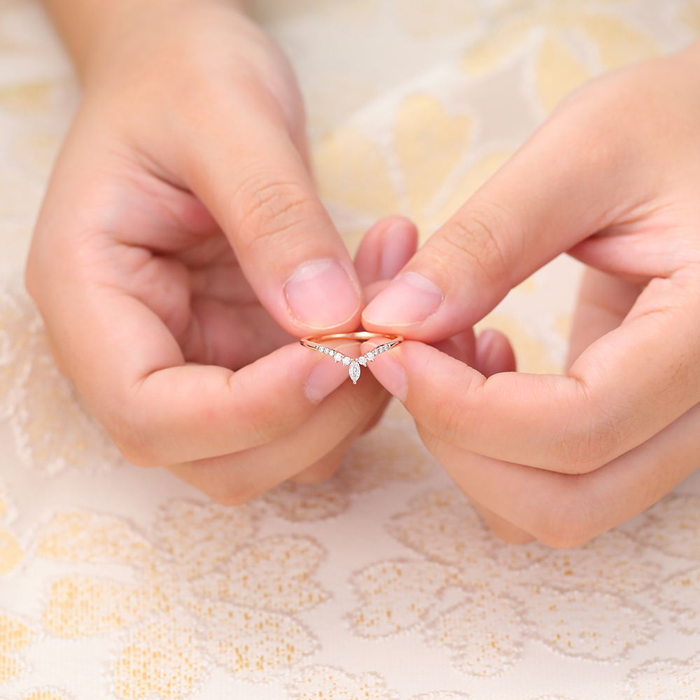 Juyoyo Marquise Cut Moissanite Rose Gold Wedding Band