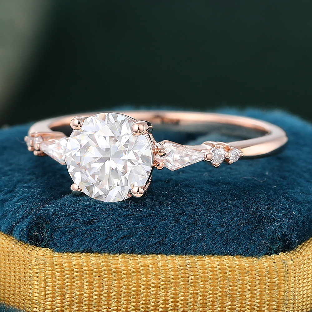 Juyoyo Round Cut Moissanite Engagement Ring Vintage Anniversary Promise Ring 14K Rose Gold