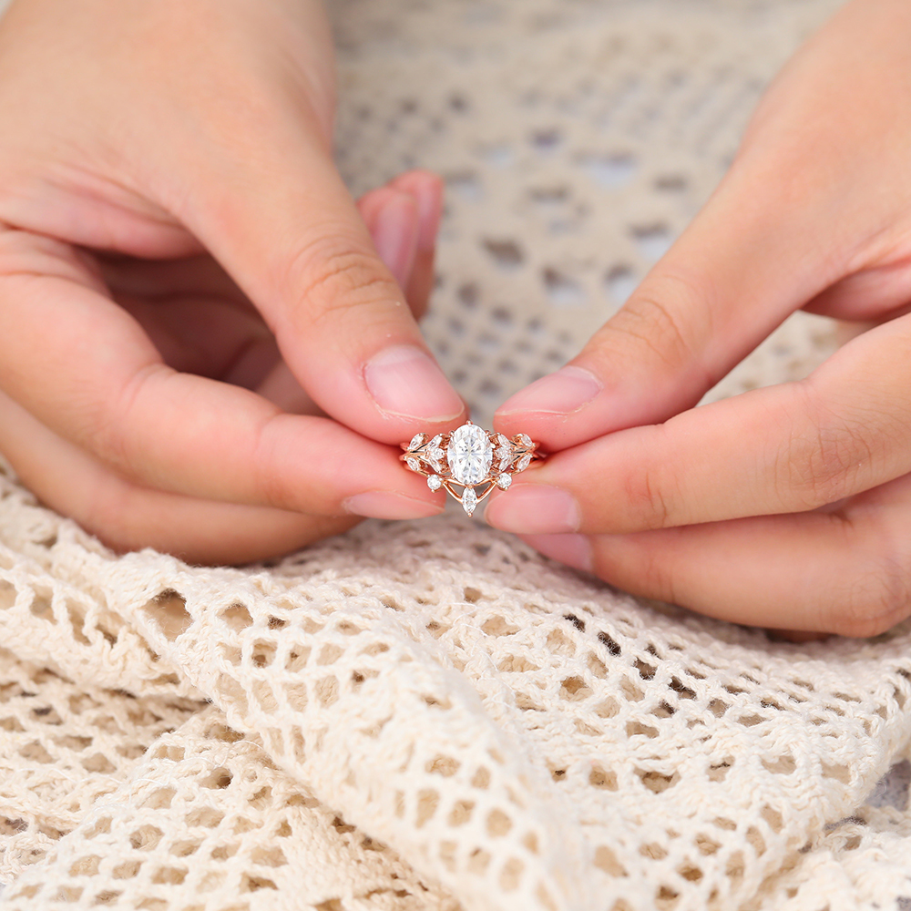 Juyoyo Vintage Moissanite Bridal Ring Set Nature Inspired Diamond Cluster Engagement Ring Set - 2pcs