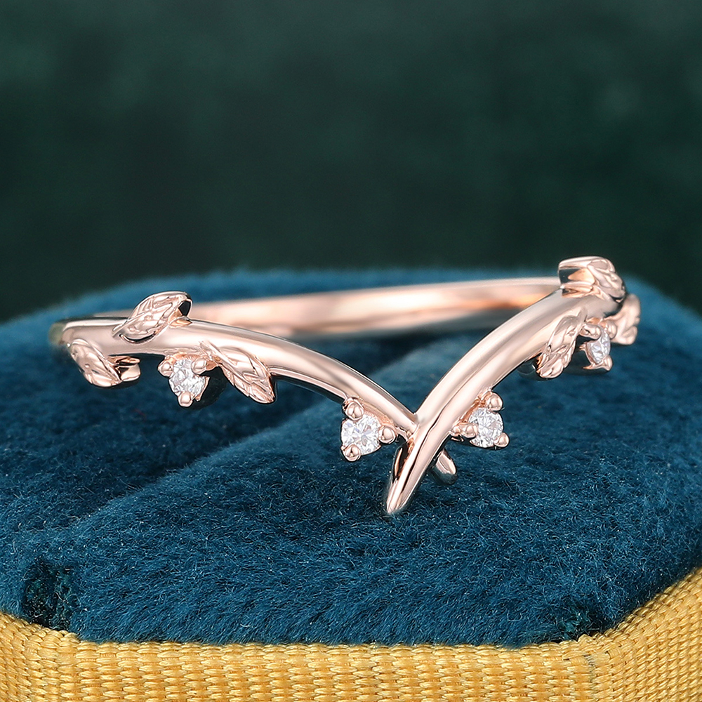 Twig Inspired V-shaped Moissanite Wedding Band Curved Stacking Ring
