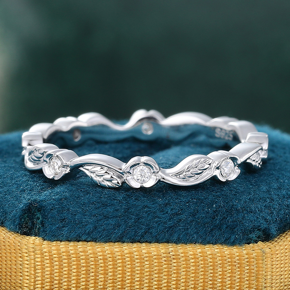 Juyoyo Round Cut Moissanite Wedding Band Foliage Floral Nature Inspired Stacking Ring 14K White Gold