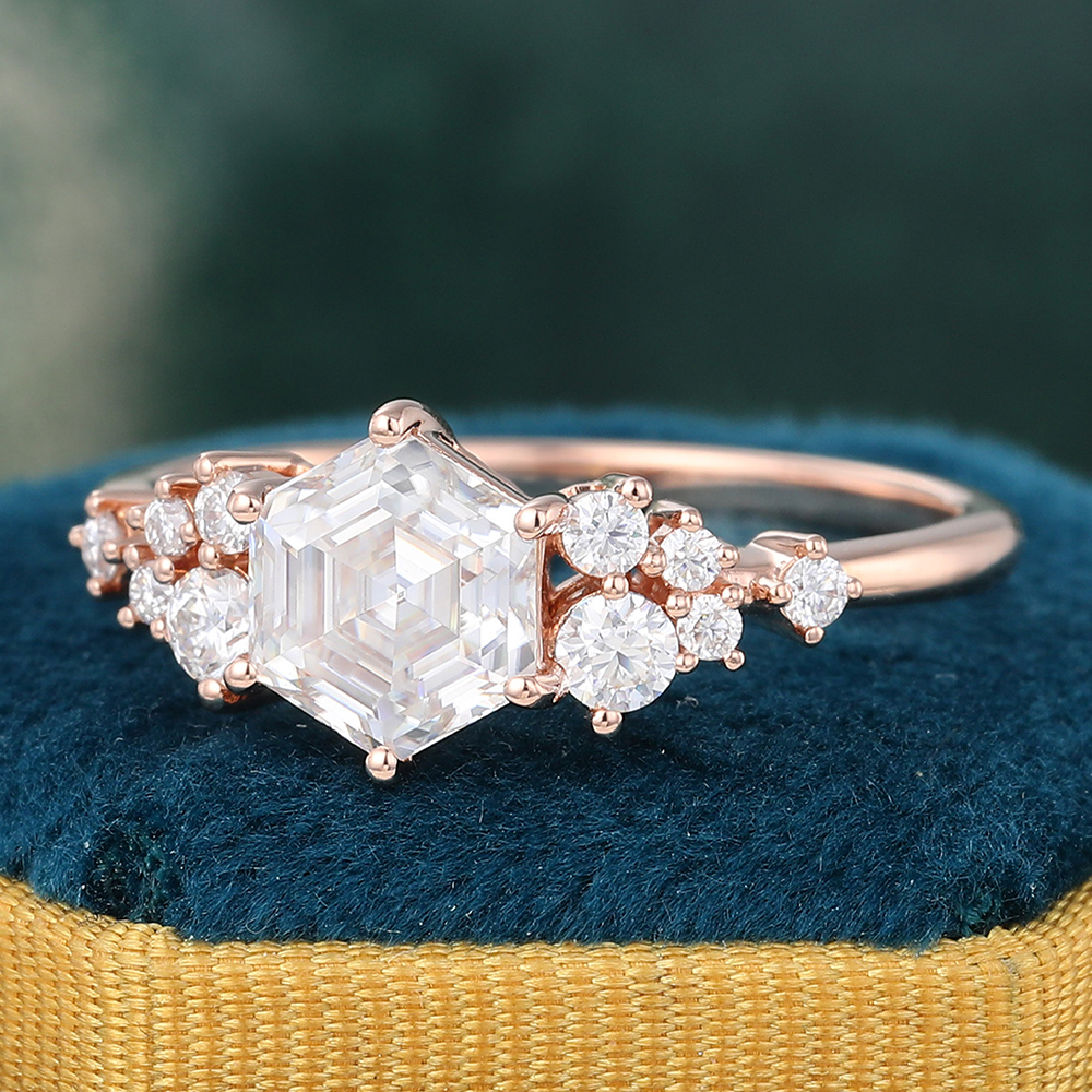 Juyoyo Hexagon Cut Moissanite Engagement Ring Vintage Diamond Cluster Ring in 14K Rose Gold