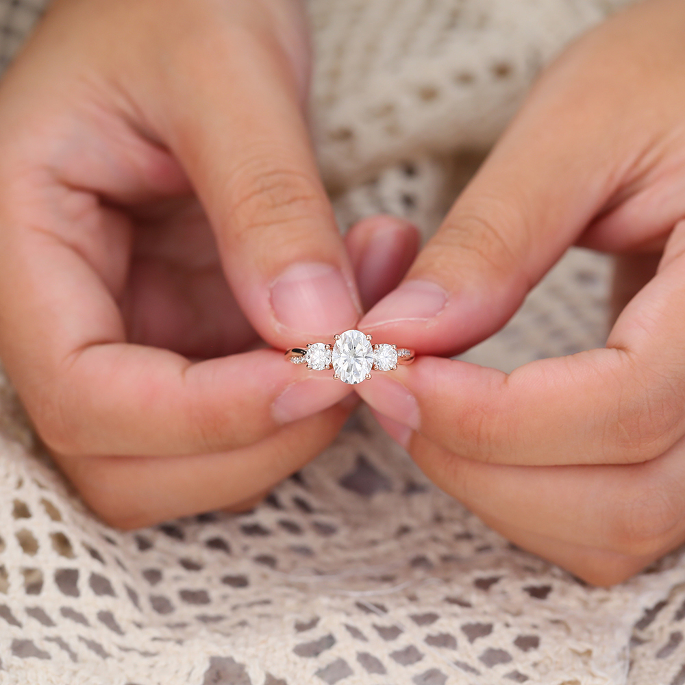 Juyoyo Oval Moissanite Trinity Engagement Ring Unique 3 Stone Engagement Ring - 14K Rose Gold