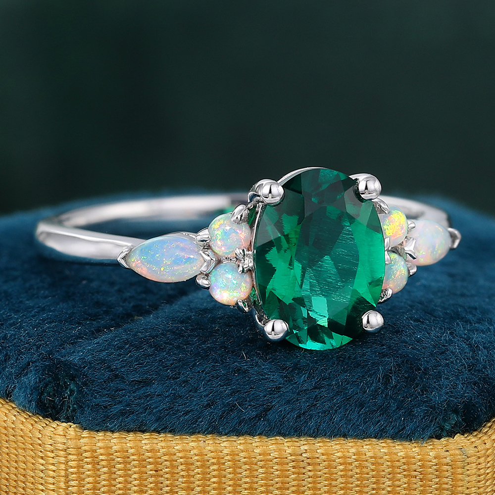 Juyoyo Oval Cut Emerald White Gold Engagement Ring 