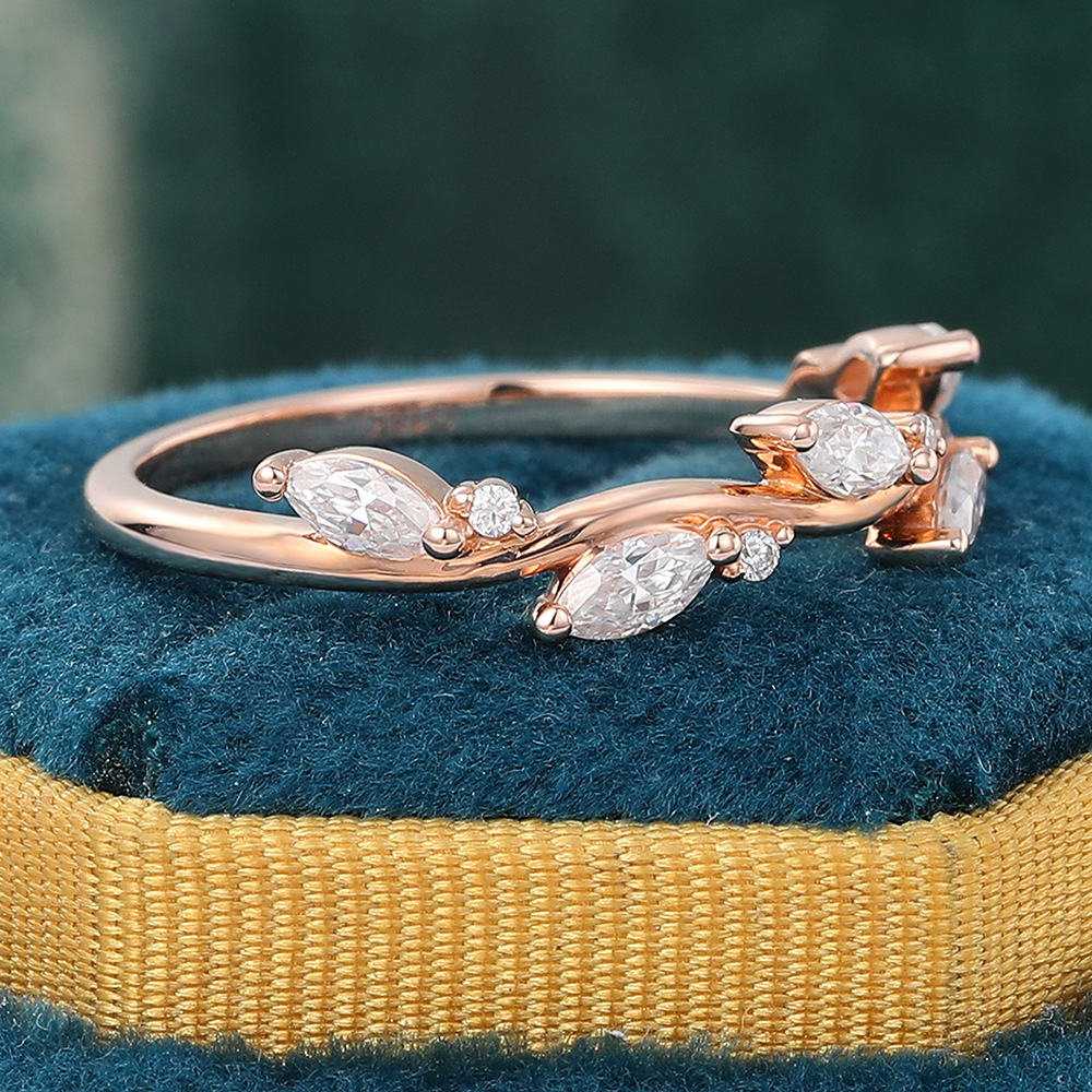 Juyoyo Rose Gold Moissanite Wedding Band Vintage Leaf Nature Inspired Stacking Ring
