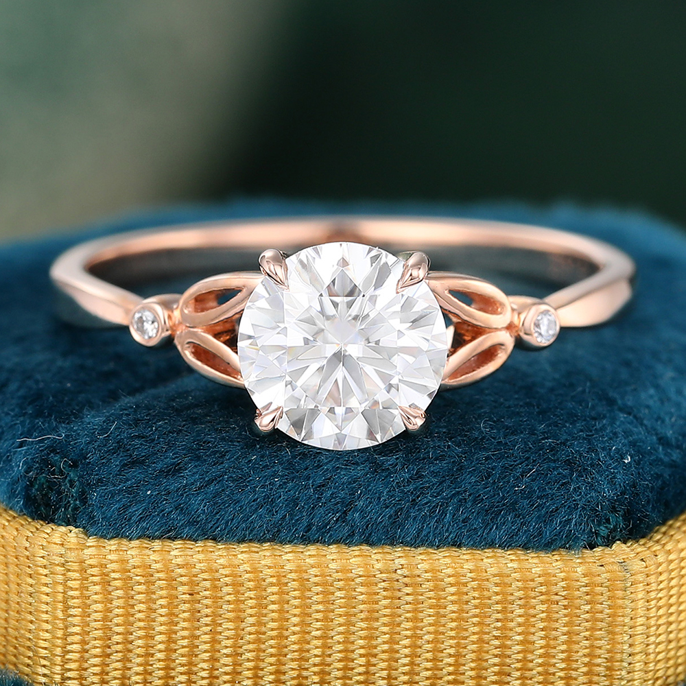Juyoyo Moissanite Three Stone Engagement Ring Unique Diamond Milgrain Wedding Ring