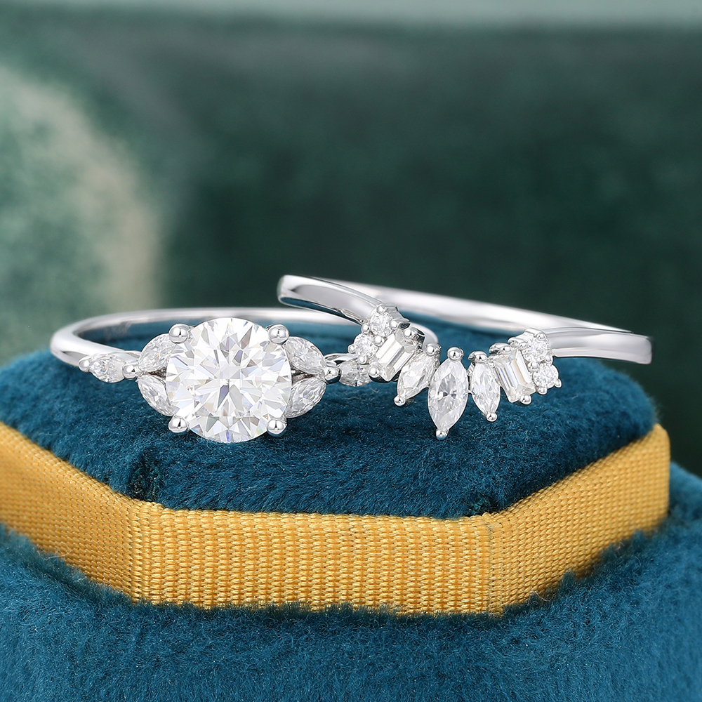 Juyoyo Round Cut Moissanite Bridal Ring Set 14K White Gold Diamond Cluster Engagement Ring Set