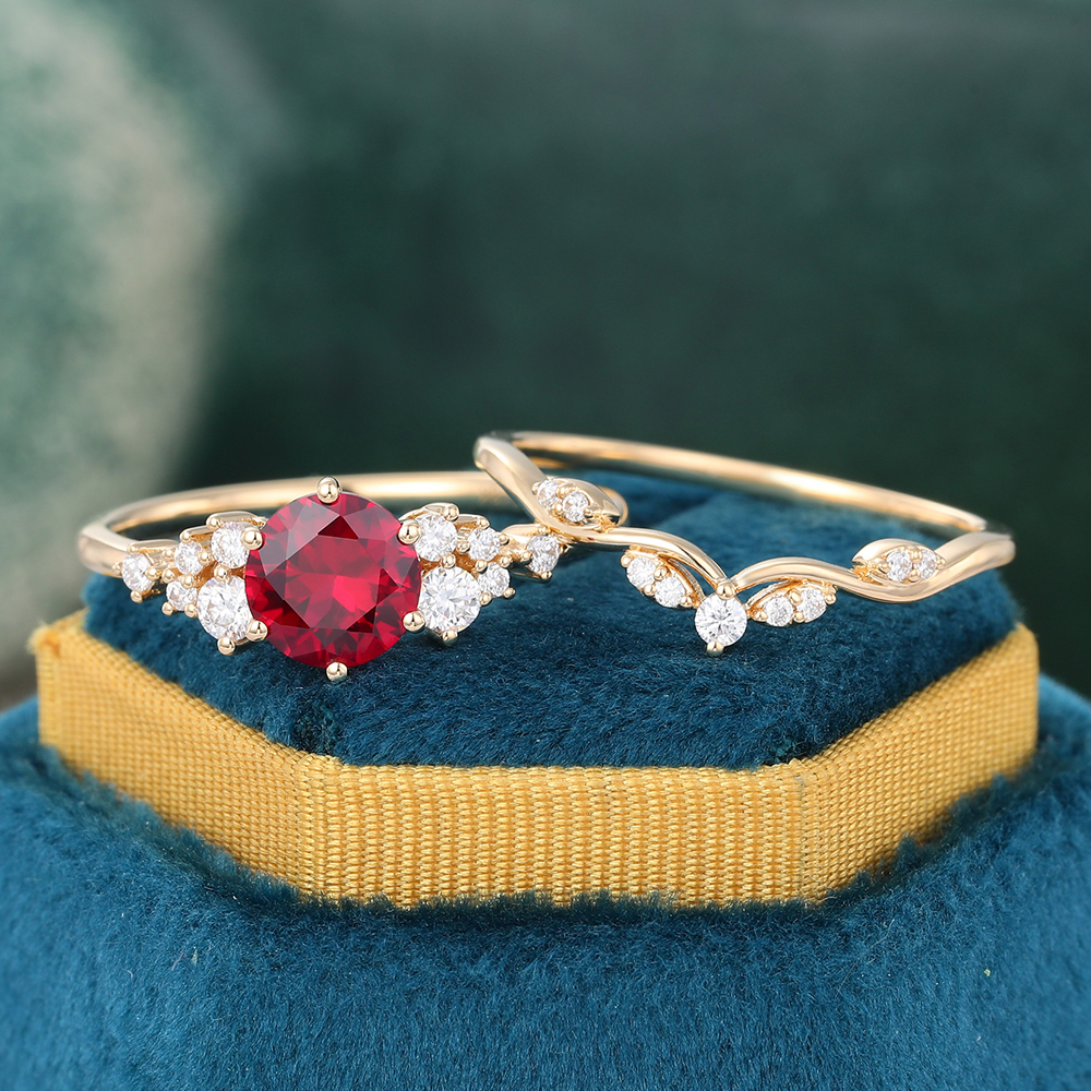 Juyoyo Vintage Ruby & Diamond Engagement Ring Set for Women Yellow Gold Bridal Ring Set - 2pcs