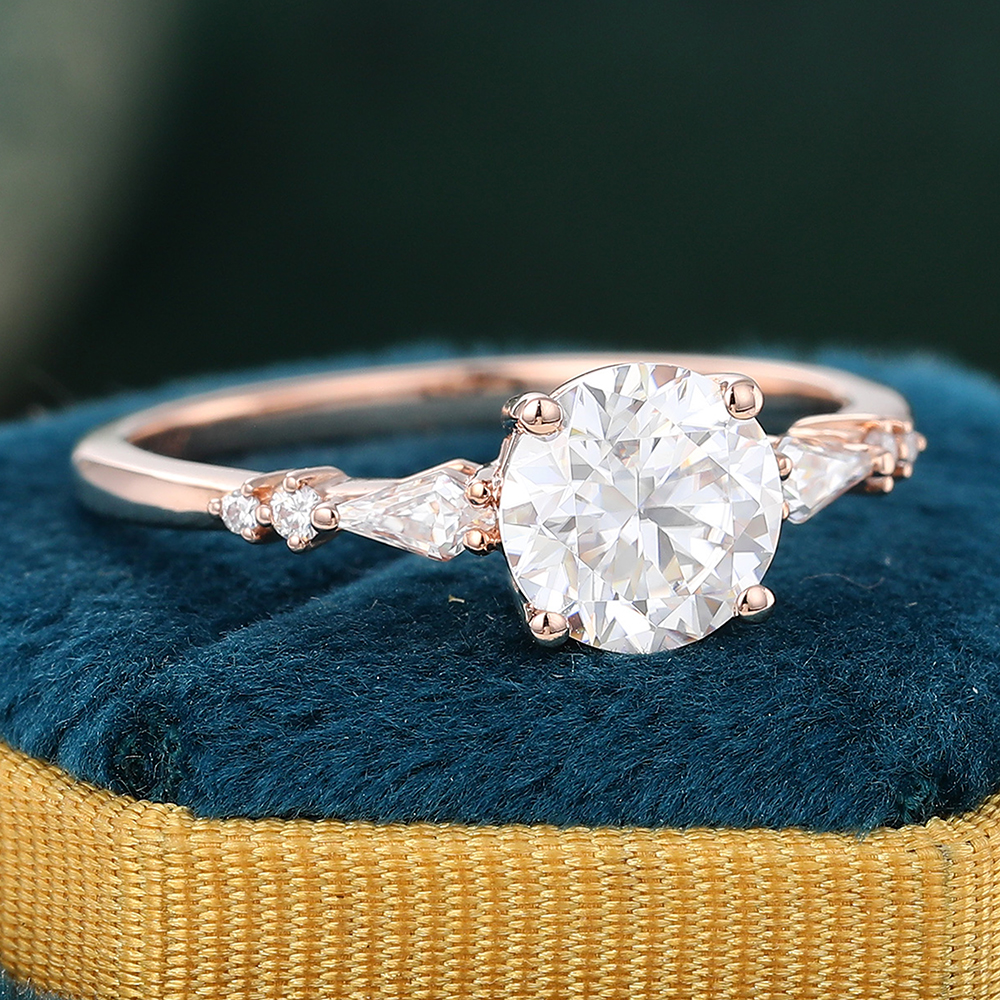 Juyoyo Round Cut Moissanite Engagement Ring Vintage Anniversary Promise Ring 14K Rose Gold