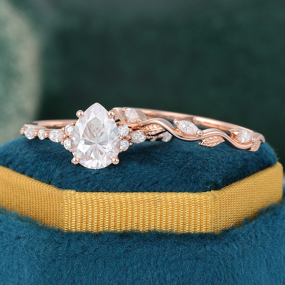 Juyoyo Pear Shaped Moissanite Engagement Ring Set Vintage Wedding Ring Set Inspired by Nature - 2pcs