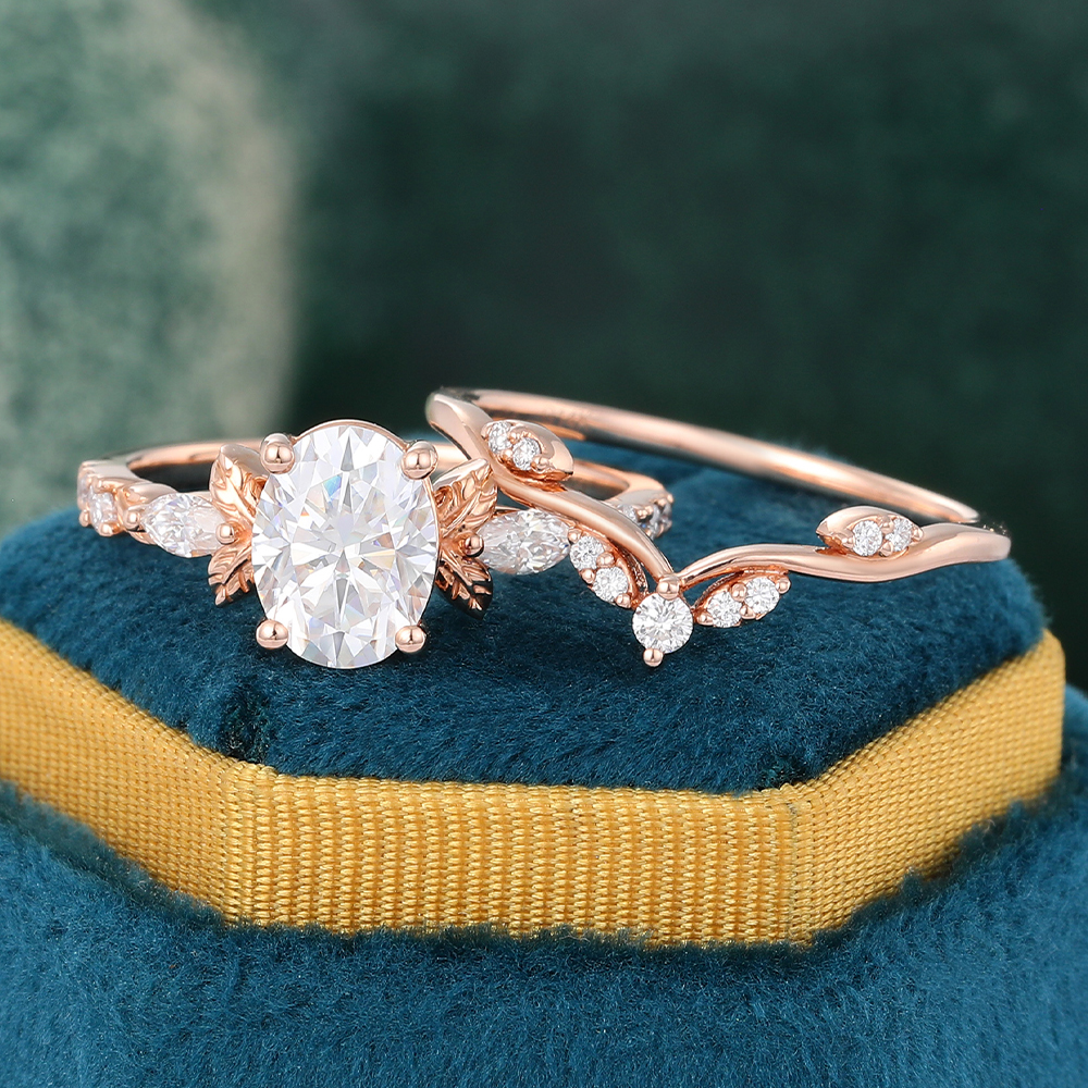 Juyoyo Oval Moissanite & Diamond Bridal Ring Set Four Leaf Cluster Engagement Ring Set - 2pcs