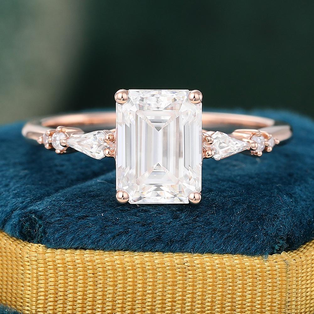 Emerald Cut Moissanite Engagement Ring Bridal Ring for Women Rose Gold Juyoyo