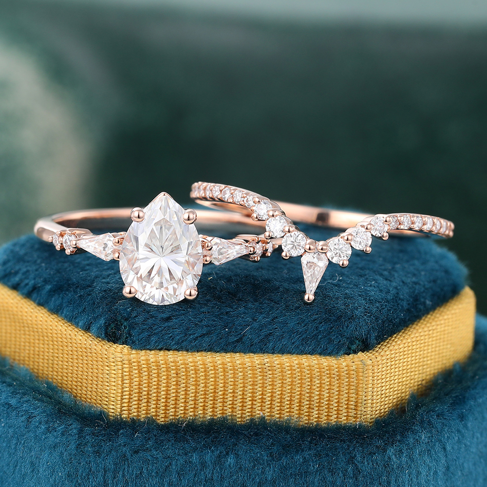 Juyoyo Moissanite Bridal Ring Set with Pave Diamond Wedding Band Anniversary Promise Ring Set - 2pcs