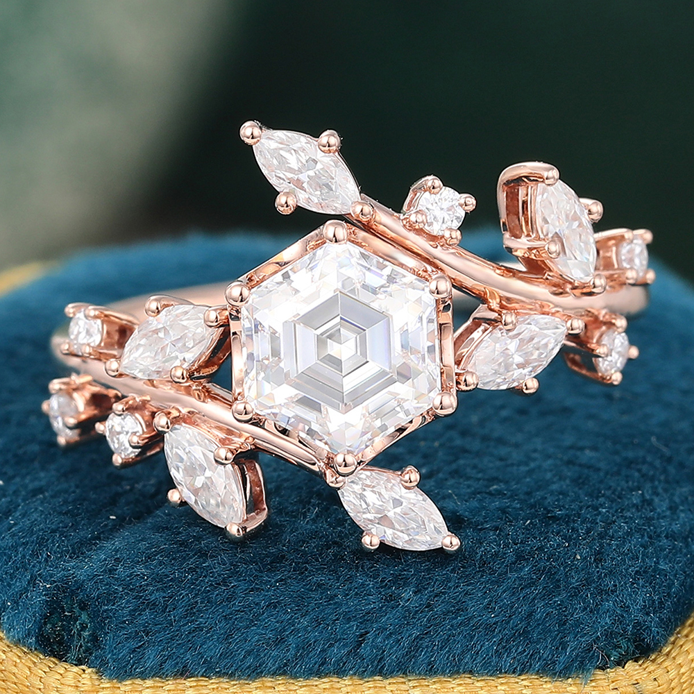 Juyoyo Hexagon Cut Rose Gold Vintage Mossanite Engagement Ring