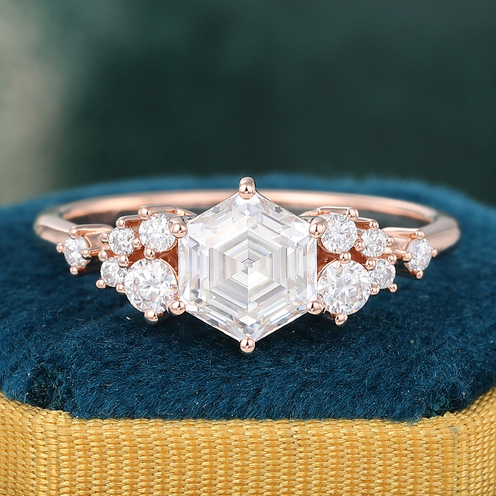 Juyoyo Hexagon Cut Moissanite Engagement Ring Vintage Diamond Cluster Ring in 14K Rose Gold