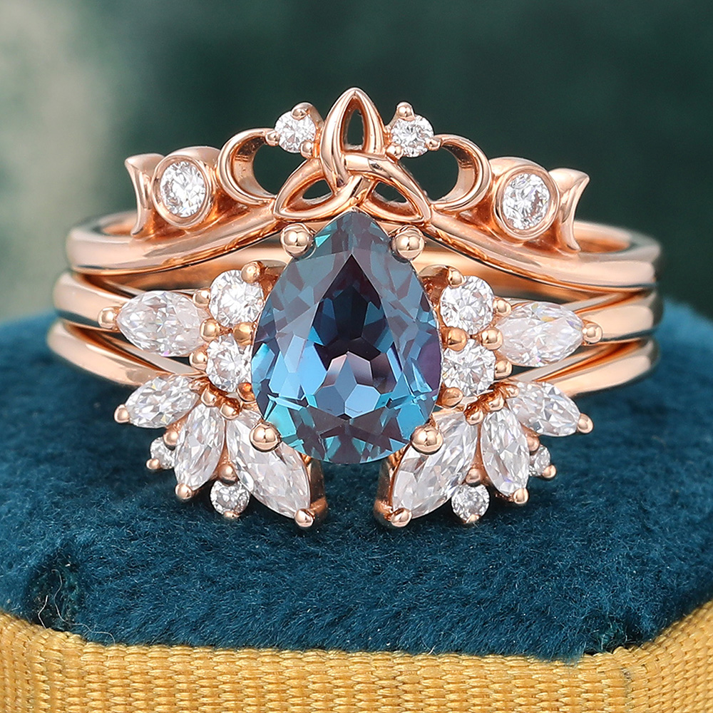 Juyoyo Unique Rose Gold Alexandrite Bridal Set Art Deco Engagement Ring Set for Women - 3pcs