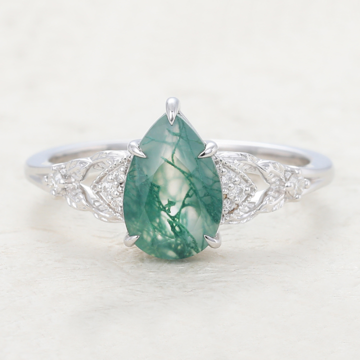 Pear Green Moss Agate Ring 