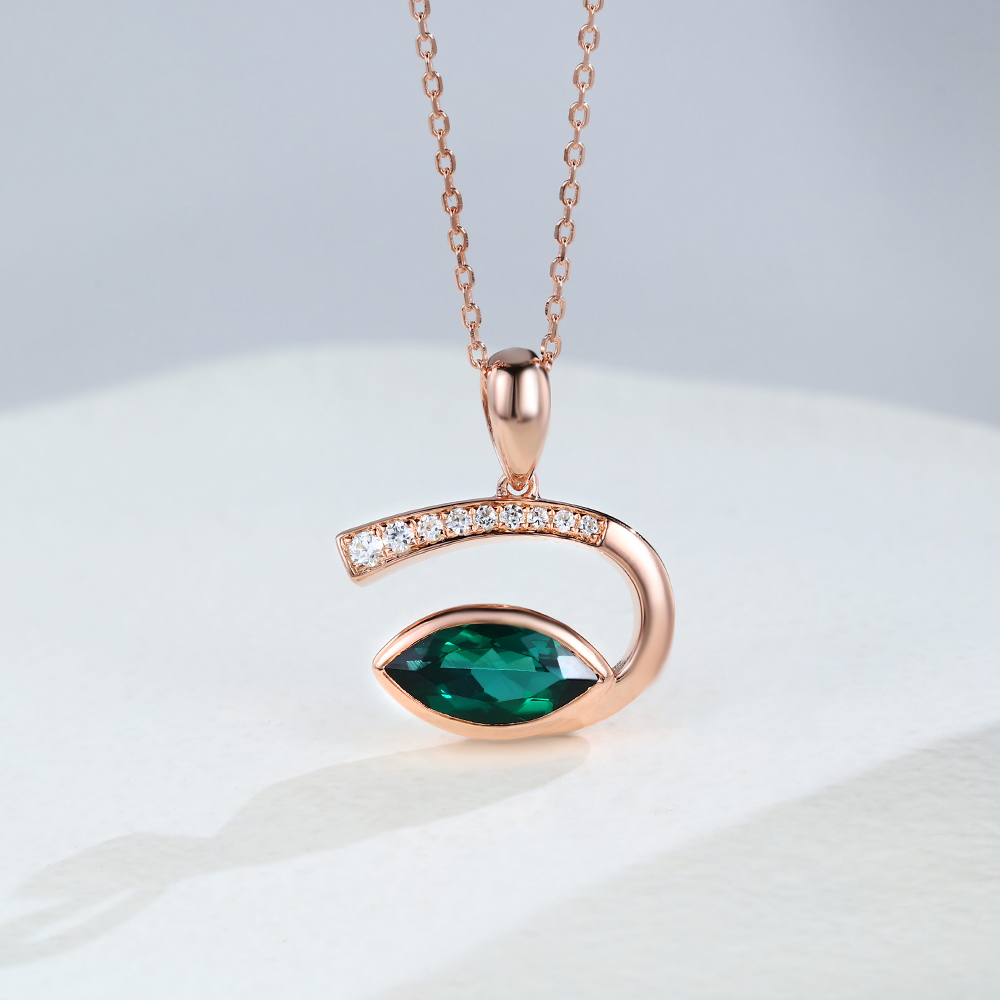 rose gold Emerald necklace