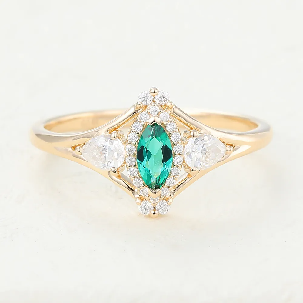 Emerald ring
