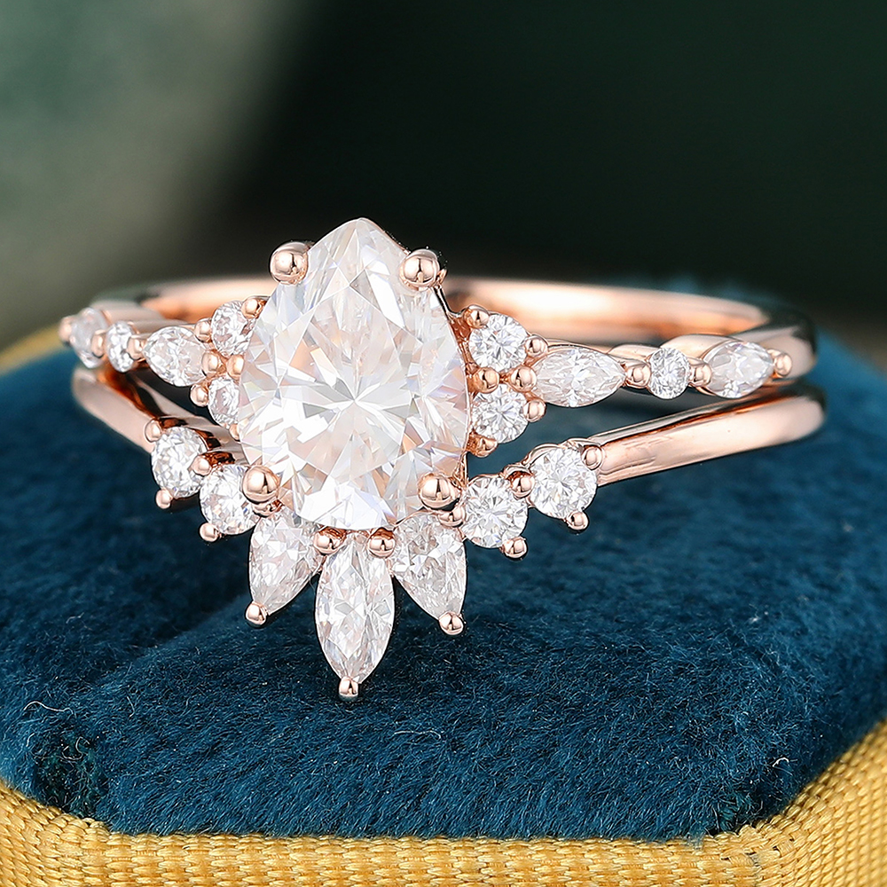Juyoyo Moissanite Engagement Set Vintage Rose Gold Moissanite Wedding Ring Set for Women - 2pcs