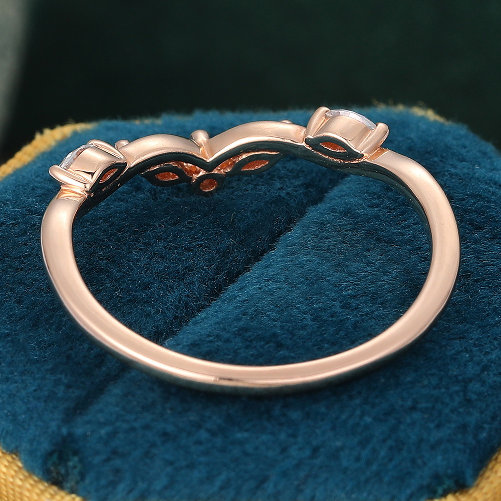 Juyoyo Moissanite Curved Wedding Band Women Vintage Stackable Wedding Ring 14K Rose Gold