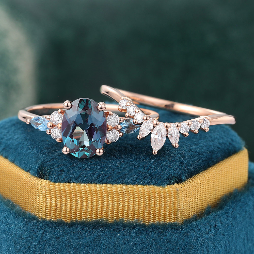 Juyoyo Oval Cut Alexandrite Engagement Ring Set Vintage Rose Gold Bridal Ring Set