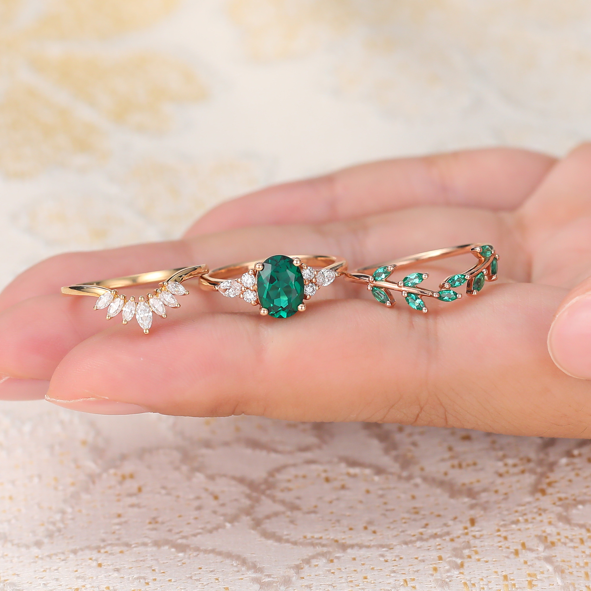 Juyoyo Vintage Emerald and Diamond Wedding Ring Set Nature Inspired Engagement Ring Set - 3pcs
