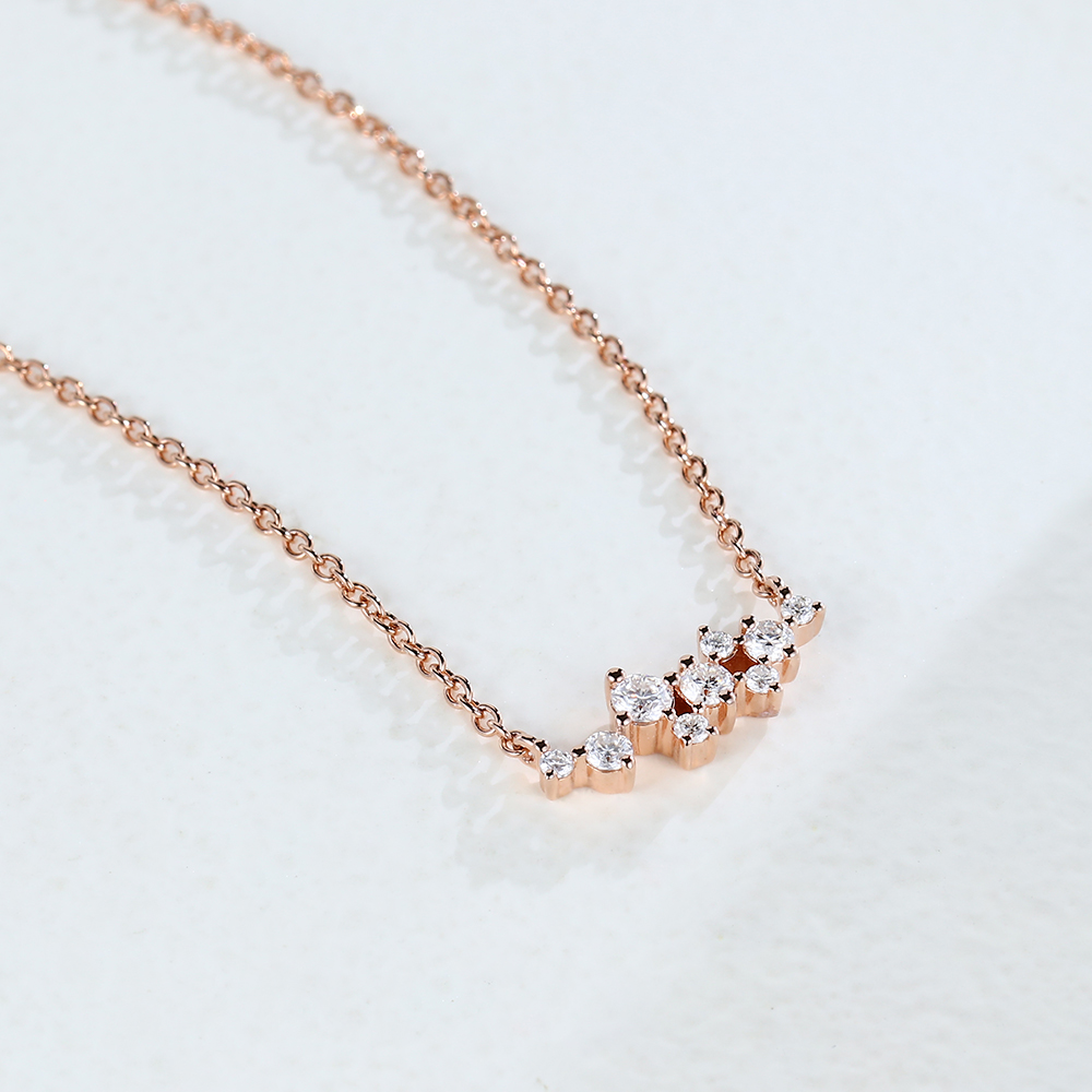Cluster Moissanite Pendant Necklace With Cable Chain