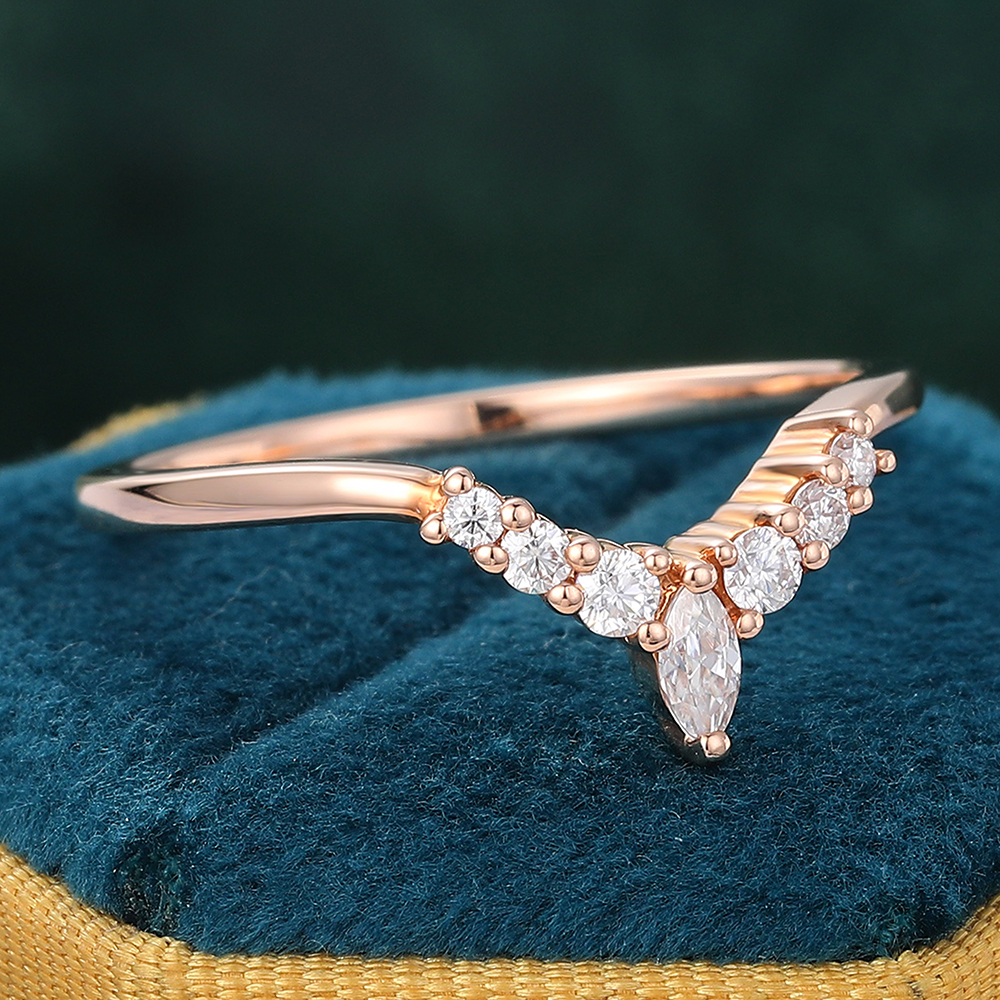 Juyoyo Silver Curved Moissanite Wedding Band Stacking Ring