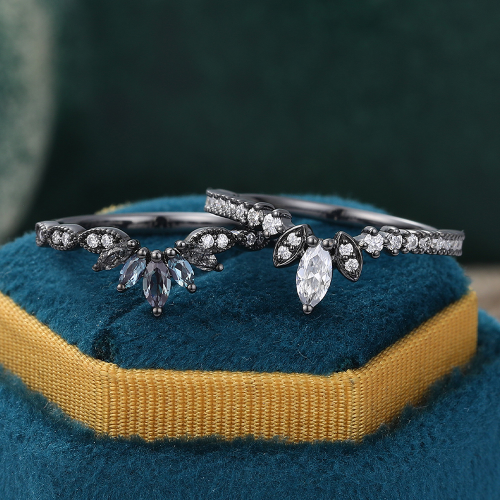 Juyoyo Marquise Cut Alexandrite & Black Rutilated Quratz Black Gold Double Wedding Band