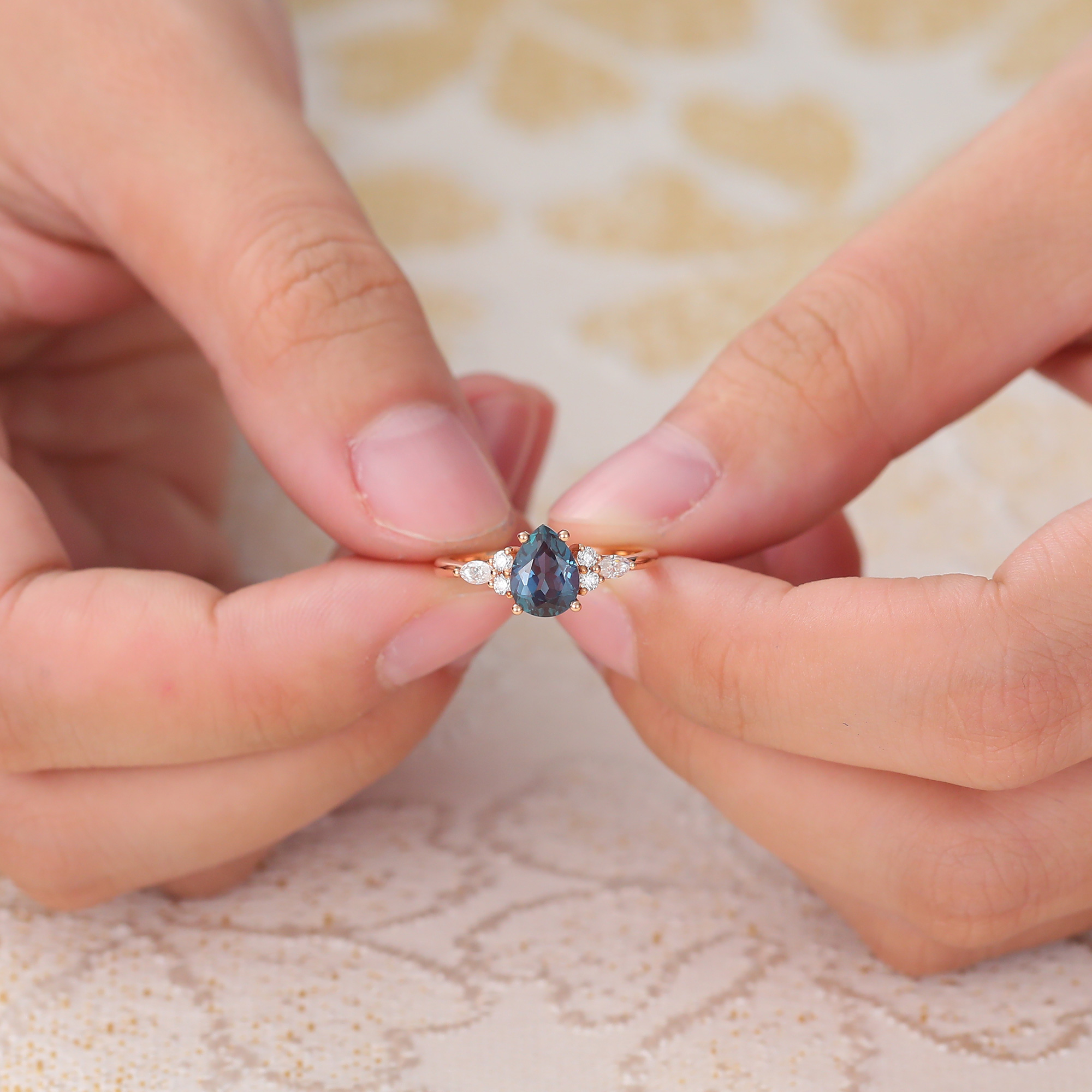 Juyoyo Pear Shaped Alexandrite Engagement Ring Moissanite Cluster Bridal Ring Rose Gold