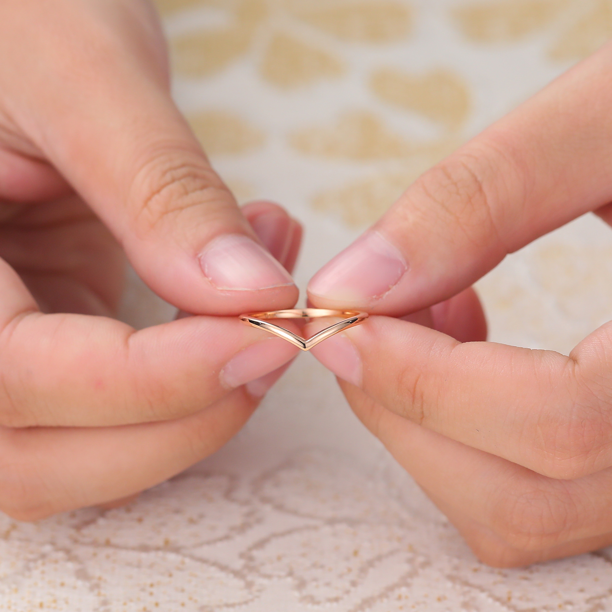 Juyoyo V Shaped Solid Gold Band Ring Simple Stackable Curved Wedding Band